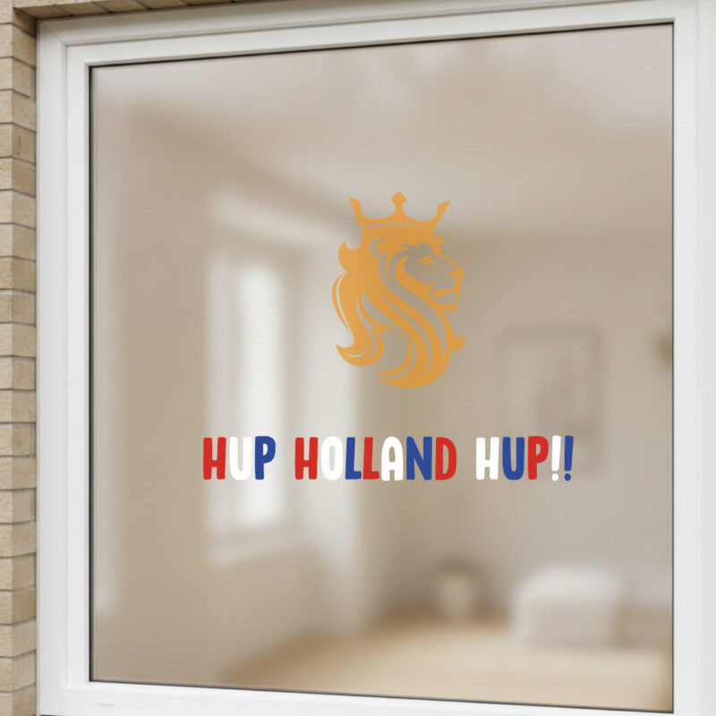 Voetballeeuw raamsticker voor EK en WK in oranje rood wit of blauw als herbruikbare voetbal raamdecoratie