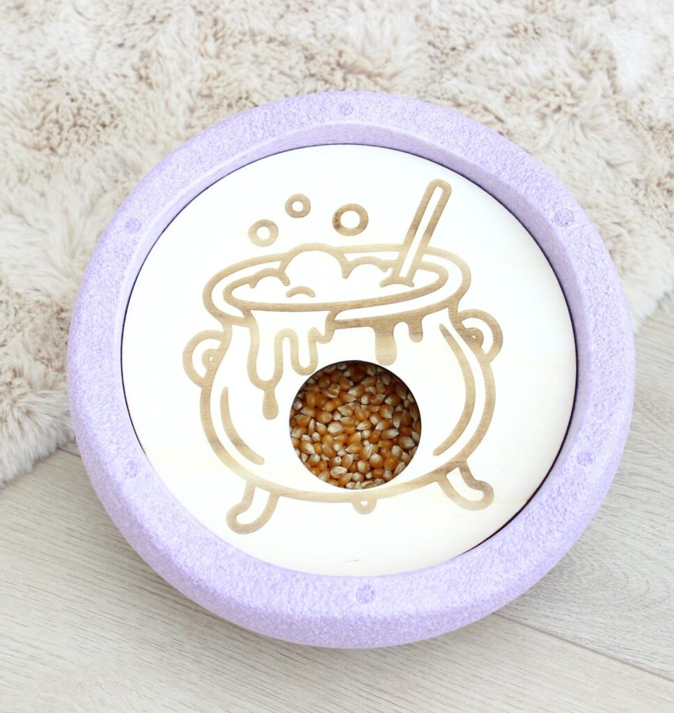 insert voor Stapelstein of stapelstenen. Een heksenketel met een gat, maak een grabbelton of duw ingrediënten in de ketel om heksensoep te maken.